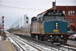 Eastbound Corridor passenger train comes into the station